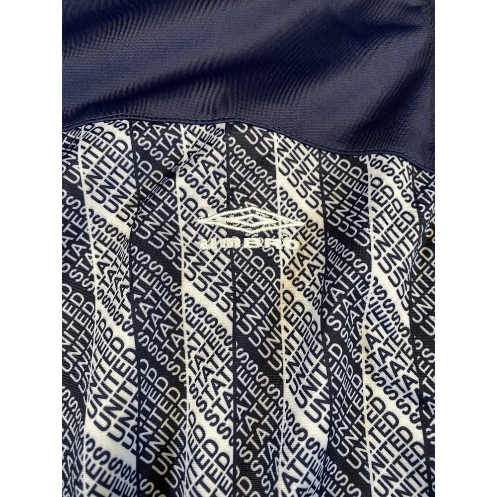 Umbro Jacket Mens Medium Blue Polyester Mock Neck Full Zip United‎ States Logo